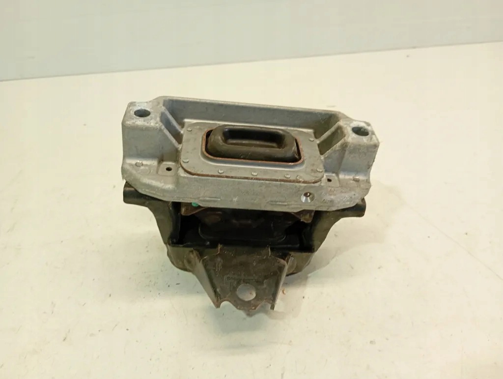Soporte motor Mitsubishi Outlander III 2.0 PHEV 1093A111 image 2