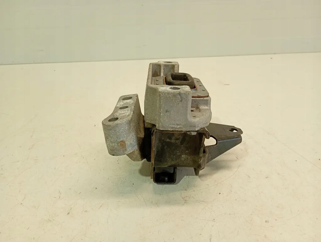 Soporte motor Mitsubishi Outlander III 2.0 PHEV 1093A111 image 5