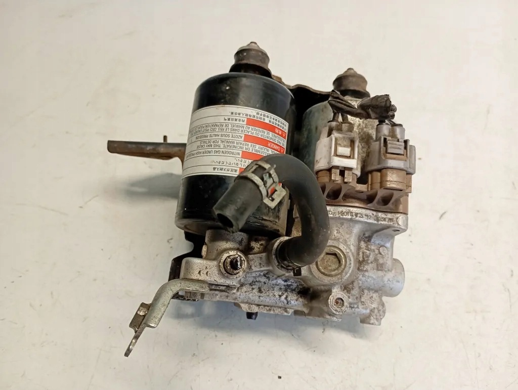 Pompe ABS Toyota Auris II 1.8 Hybride 47070-12010 image 2
