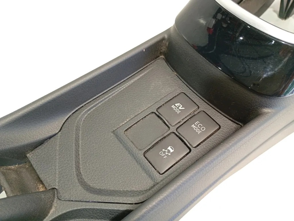 Reposabrazos Toyota Yaris 2016 589100D290 image 4
