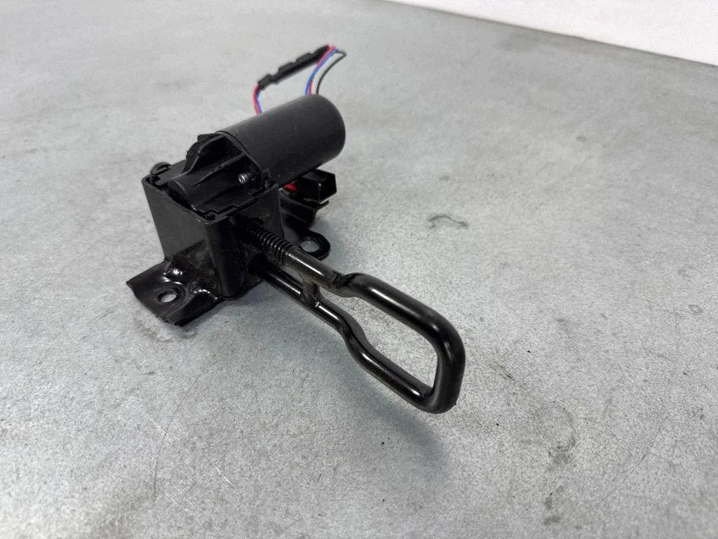 Motor de asiento delantero derecho Land Rover Range Rover Velar (L560) image 3