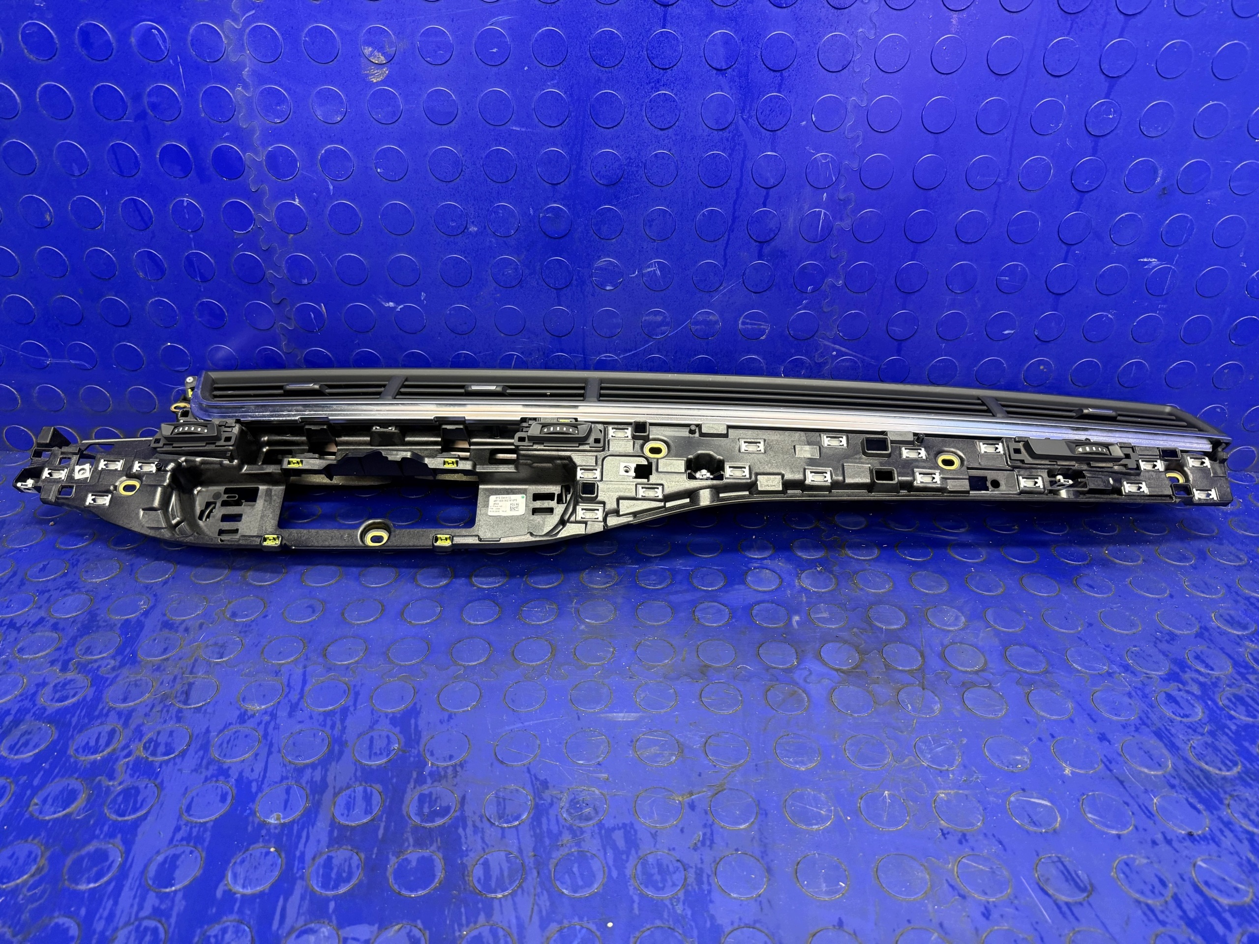 Grille de ventilation Audi Q7 4M 4M0820902M image 7