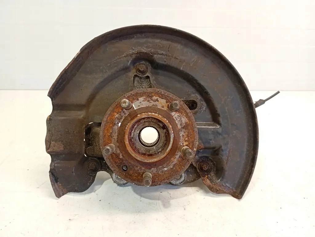 Etuvarsi oikea Volvo V40 2.0D 140kW 2016 image 2
