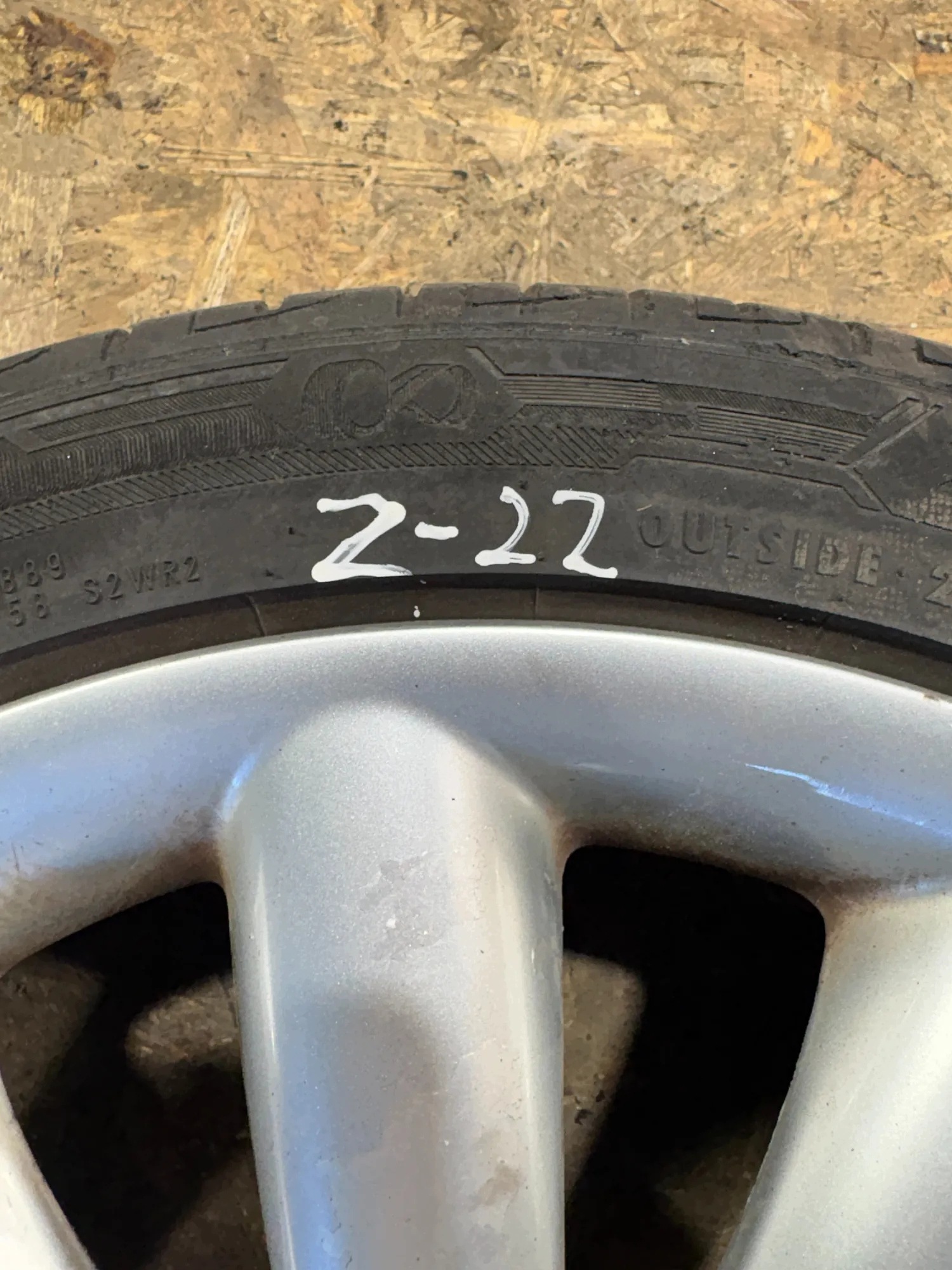 Roue de secours MINI Cooper F56 6855108 2.0D 125kW 2017 image 3