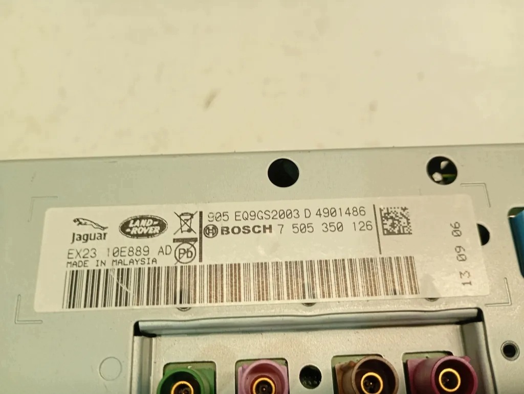 Navigationsbildschirm Jaguar XF X250 3.0 Diesel 2013 OEM EX2310E889AD