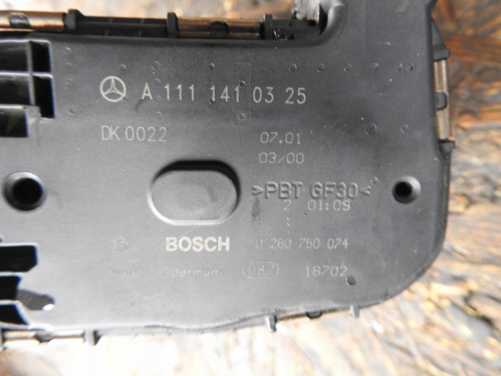Gasklephuis Mercedes SLK R170 A1111410325 image 3