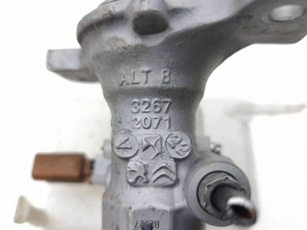 Cilindro de Roda Alfa Romeo 32672071 Usado image 7