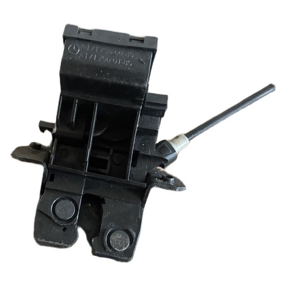 Takaluukun lukko Mercedes W203 W211 A1717500085