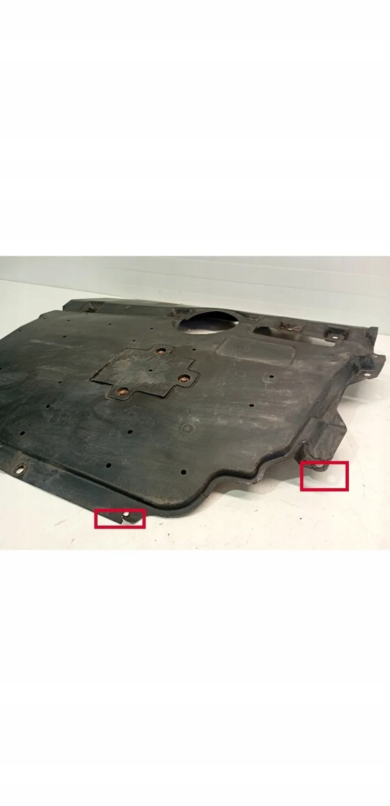 Moottorin suojus Toyota Avensis T22 514410F021