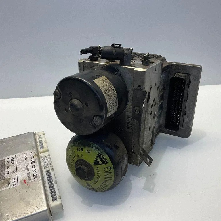 ABS-pomp Mercedes E (W211) 0265250119 3.2L diesel 2005 image 4