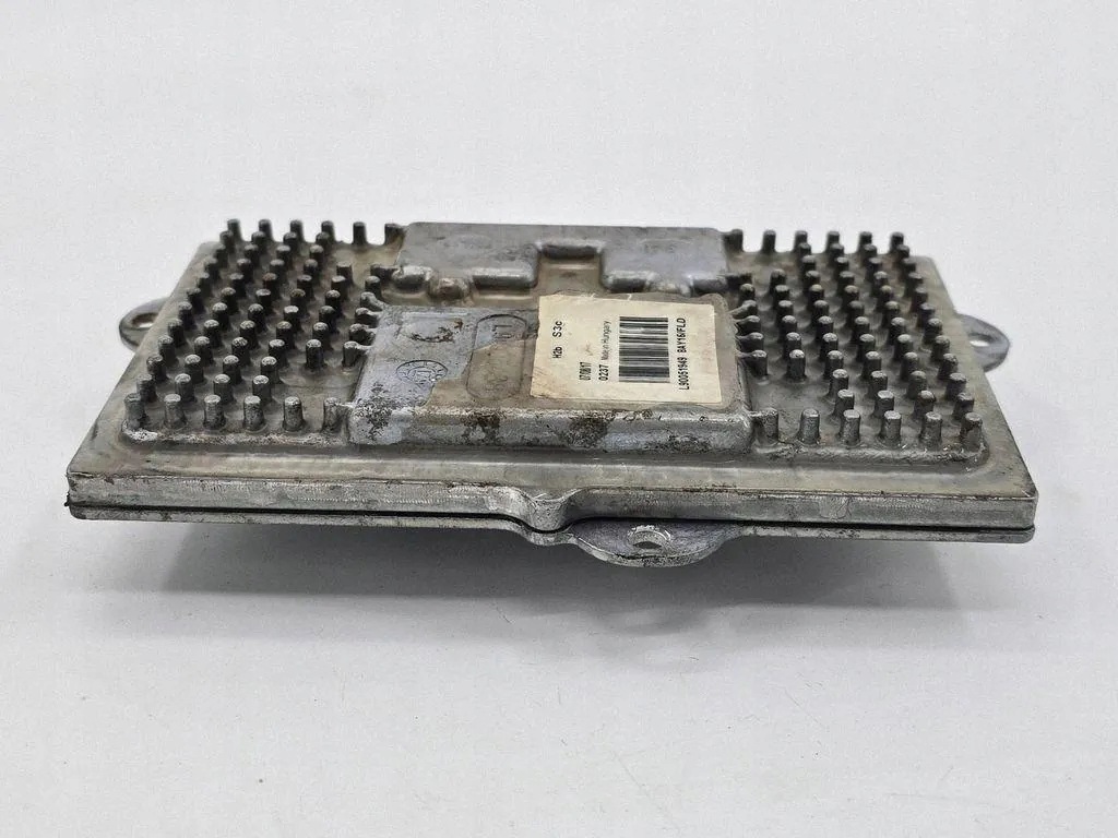 Module LED Cadillac Escalade L90051949 2019 image 4