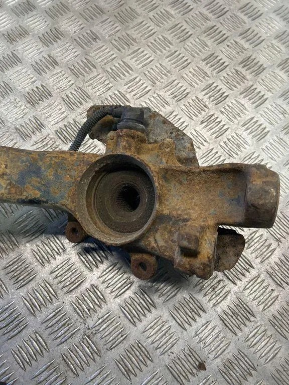 VW Passat B5 Variant Querlenker links 8D0407253 image 4