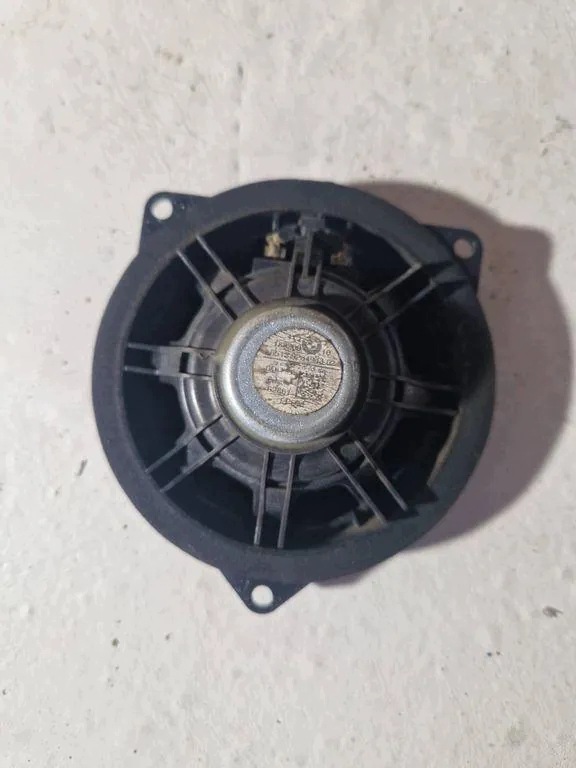 BMW 3 F30 F80 etuovikaiutin 6513926451302