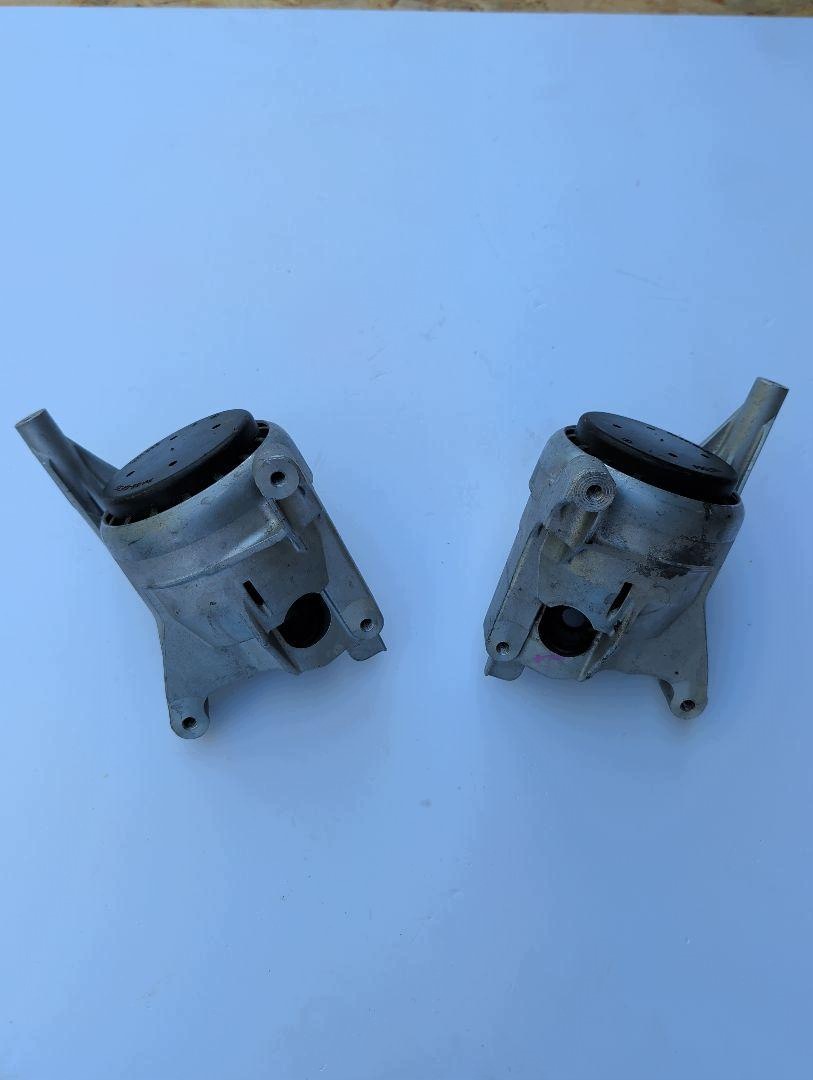 Engine Mount Set Left Right Porsche Panamera 971 image 5