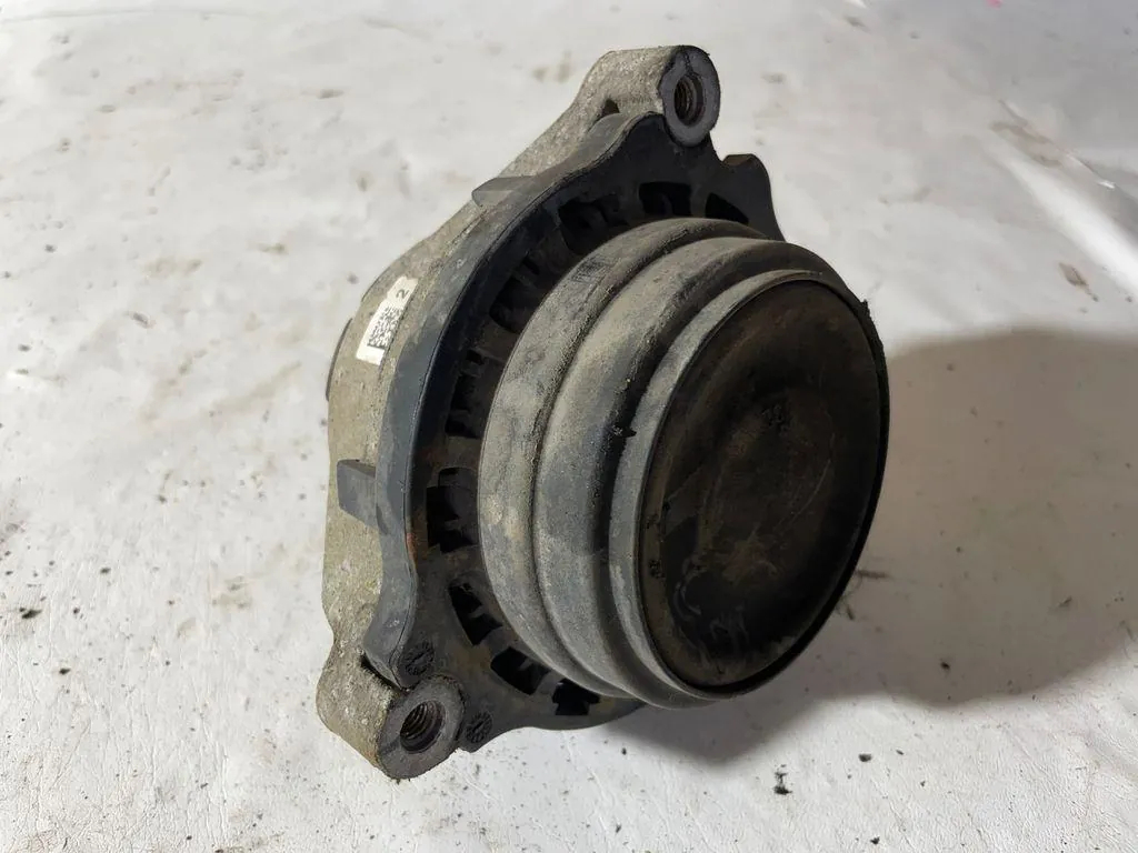 Motorlager links BMW 3 (F30, F80) 251012 3.0D 190kW 2015 image 2