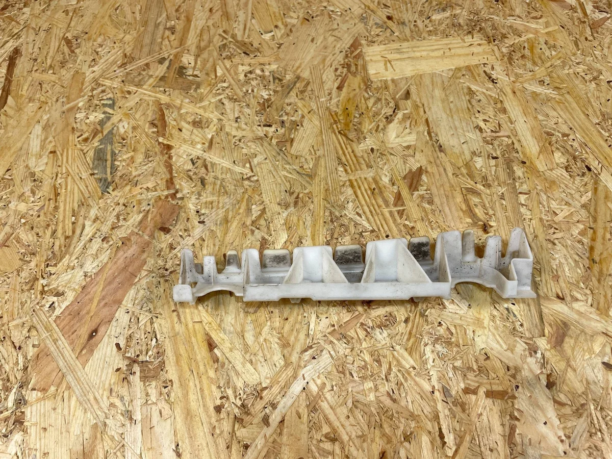 Halter Kotflügel Schweller vorne rechts Mercedes W207 A2076980127 thumbnail 7