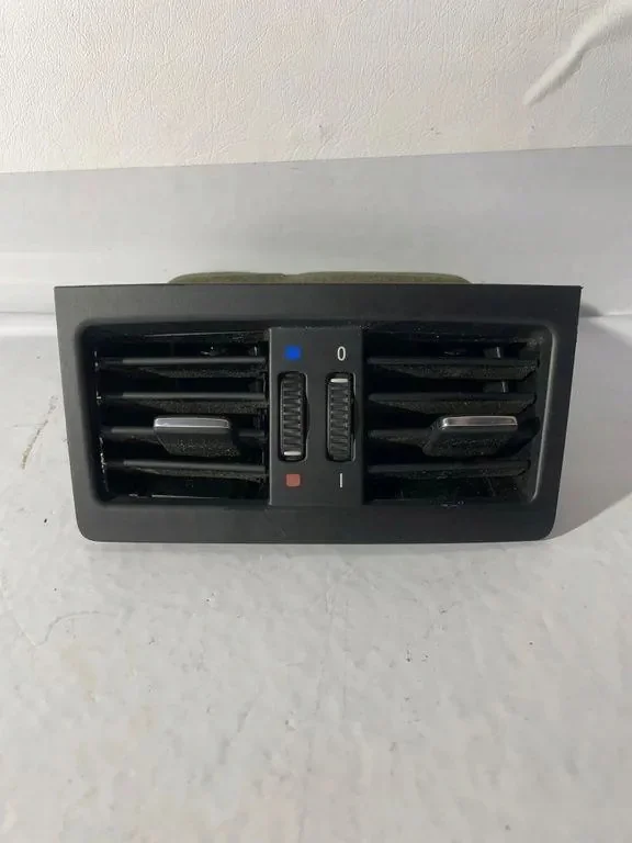 Grille ventilation arrière BMW 3 E91 7210639