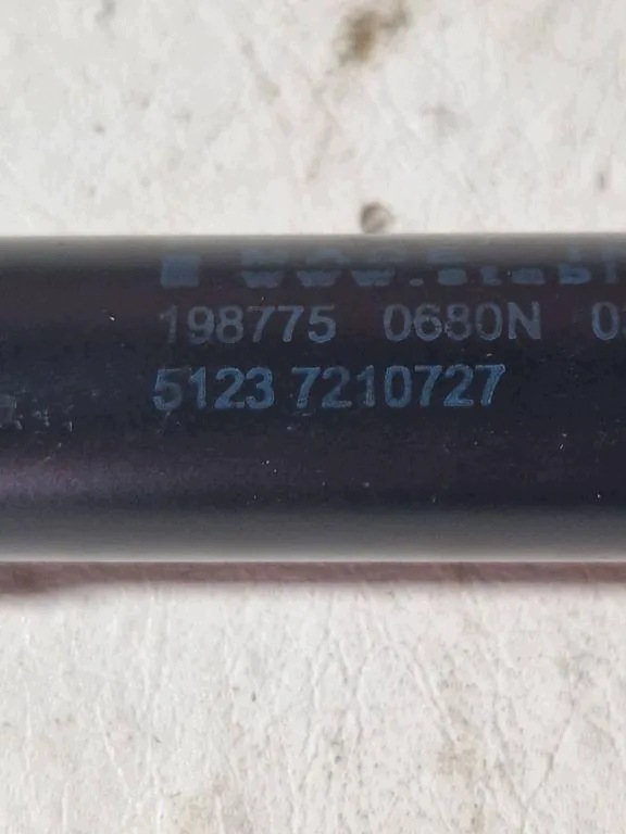 BMW X3 F25 kaasujousi vasen 198775 image 3