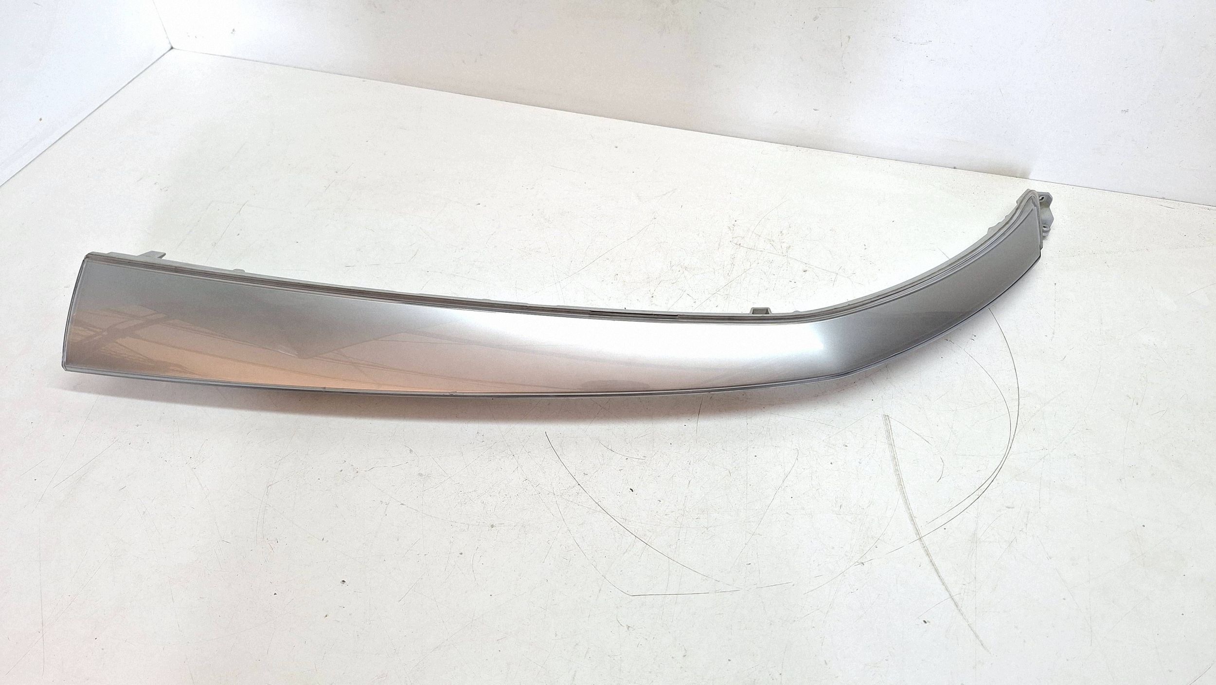 Farol Dianteiro Esquerdo DRL Hyundai IONIQ 5 OEM CNV507 image 2