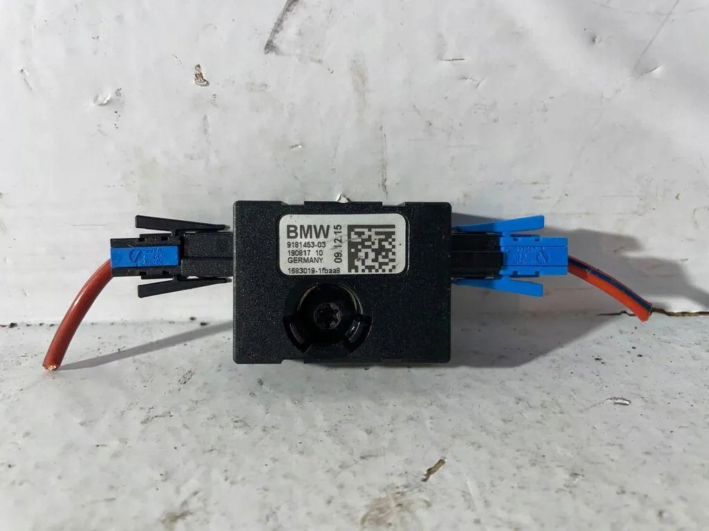 Antenneversterker BMW 1 (F21) OEM 1683019 image 2