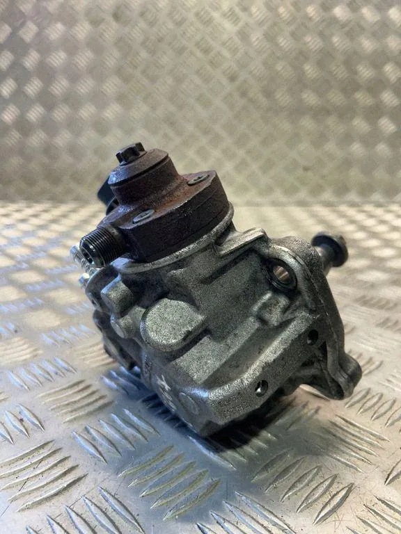 Bränslepump BMW X5 E70 0445010617 3.0D 225kW 2011 image 3