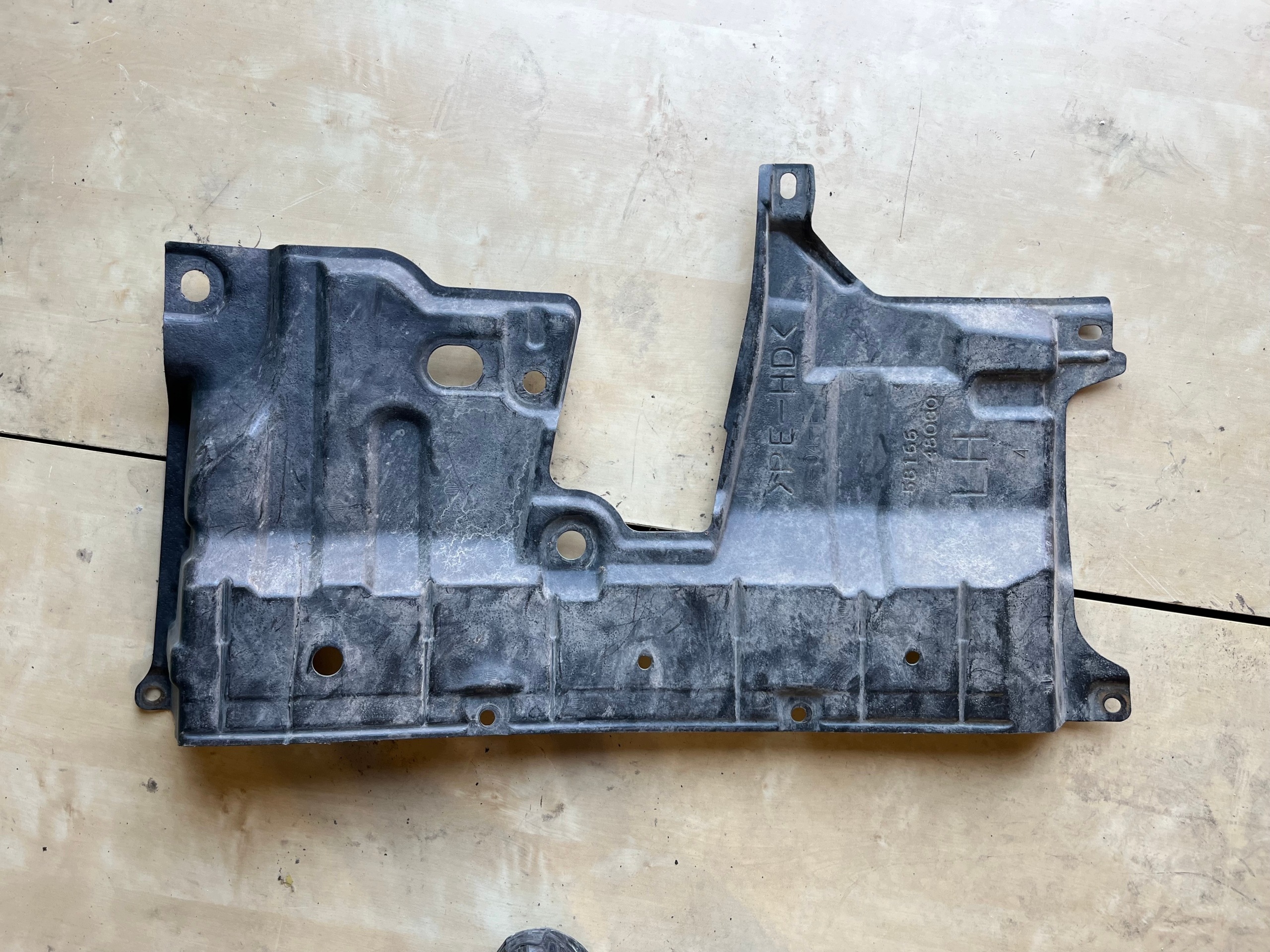 Protetor Inferior Motor Lexus RX450h 58166-48030 image 2