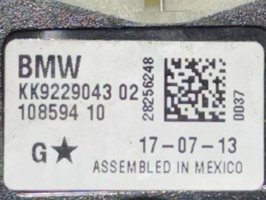 Antennmodul BMW F30 F31 9229043 image 3