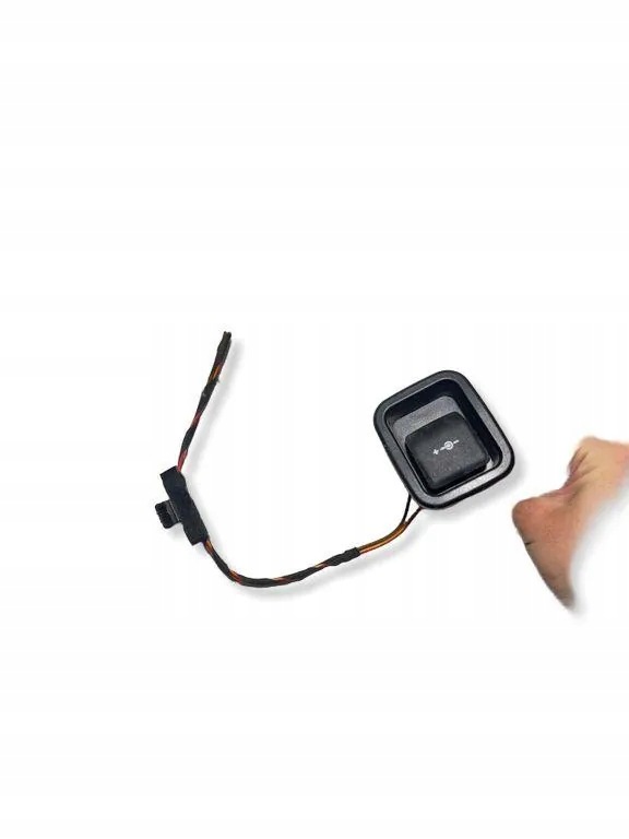 12V pistorasia BMW 1 (F20) 57143111 image 2