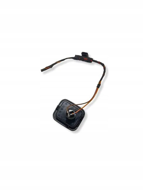 Presa 12V BMW 1 (F20) 57143111 usata