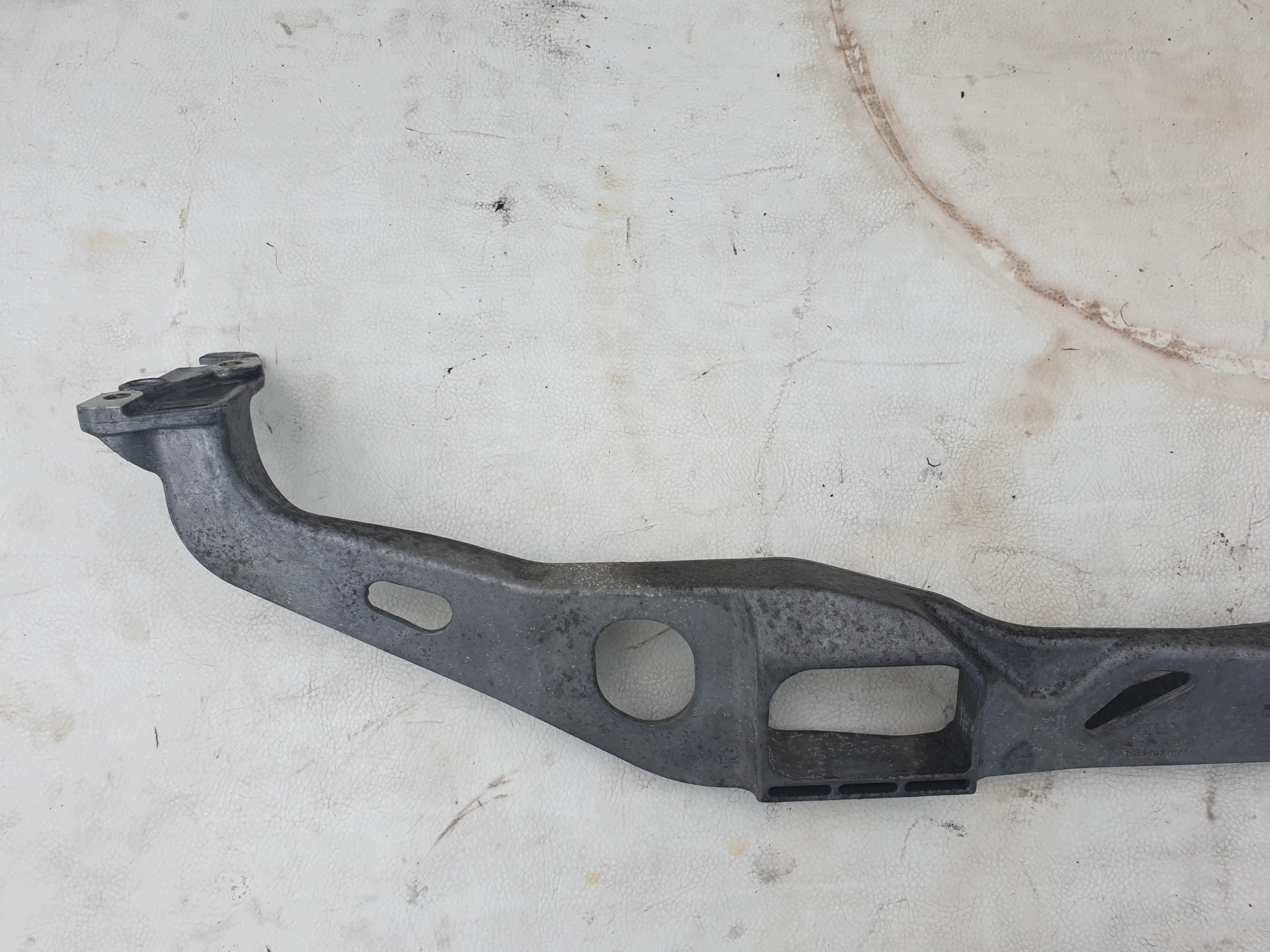Soporte de motor delantero Audi A4 B8 8K0 2012-2015 image 6