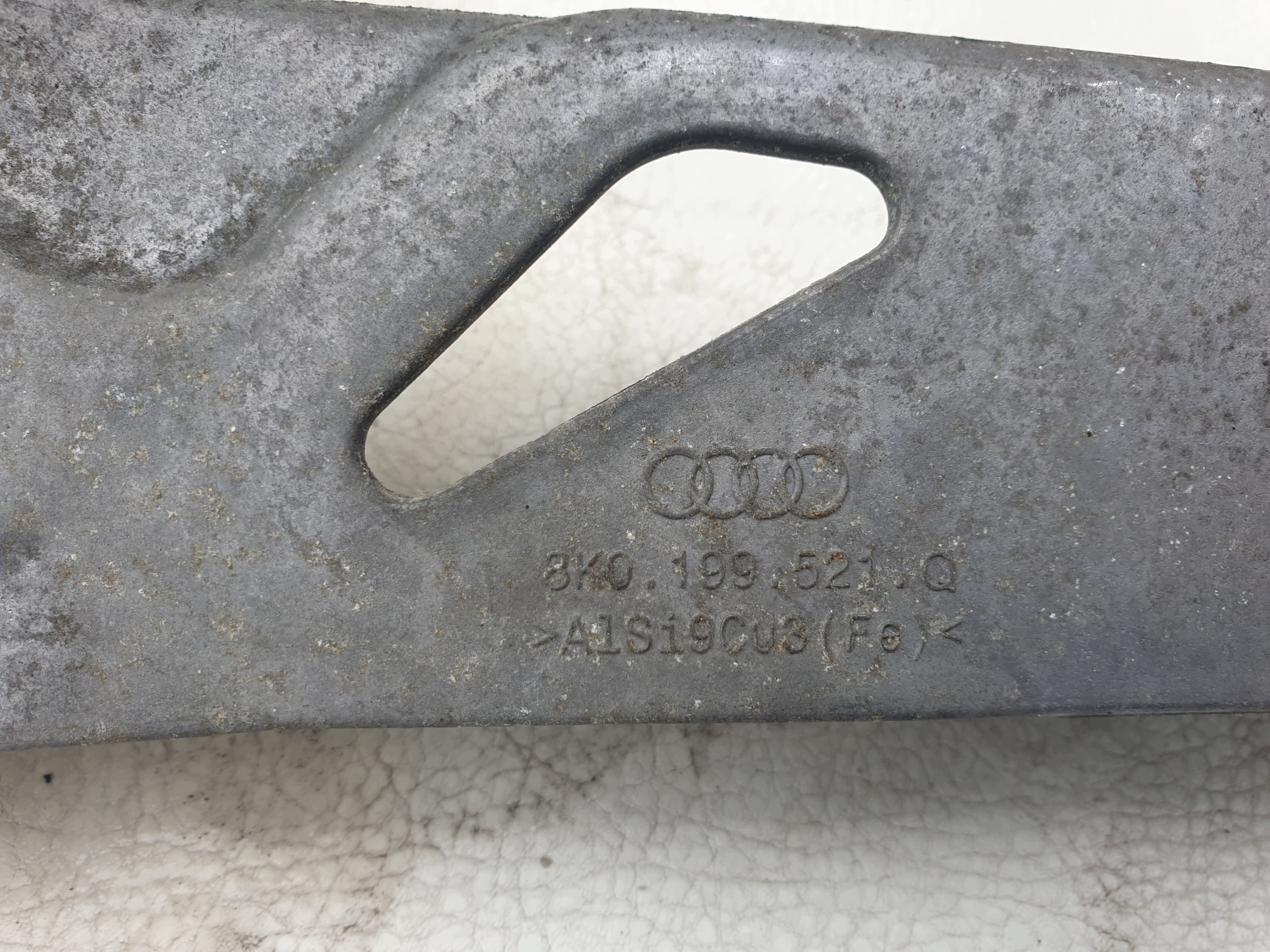 Soporte de motor delantero Audi A4 B8 8K0 2012-2015 image 8