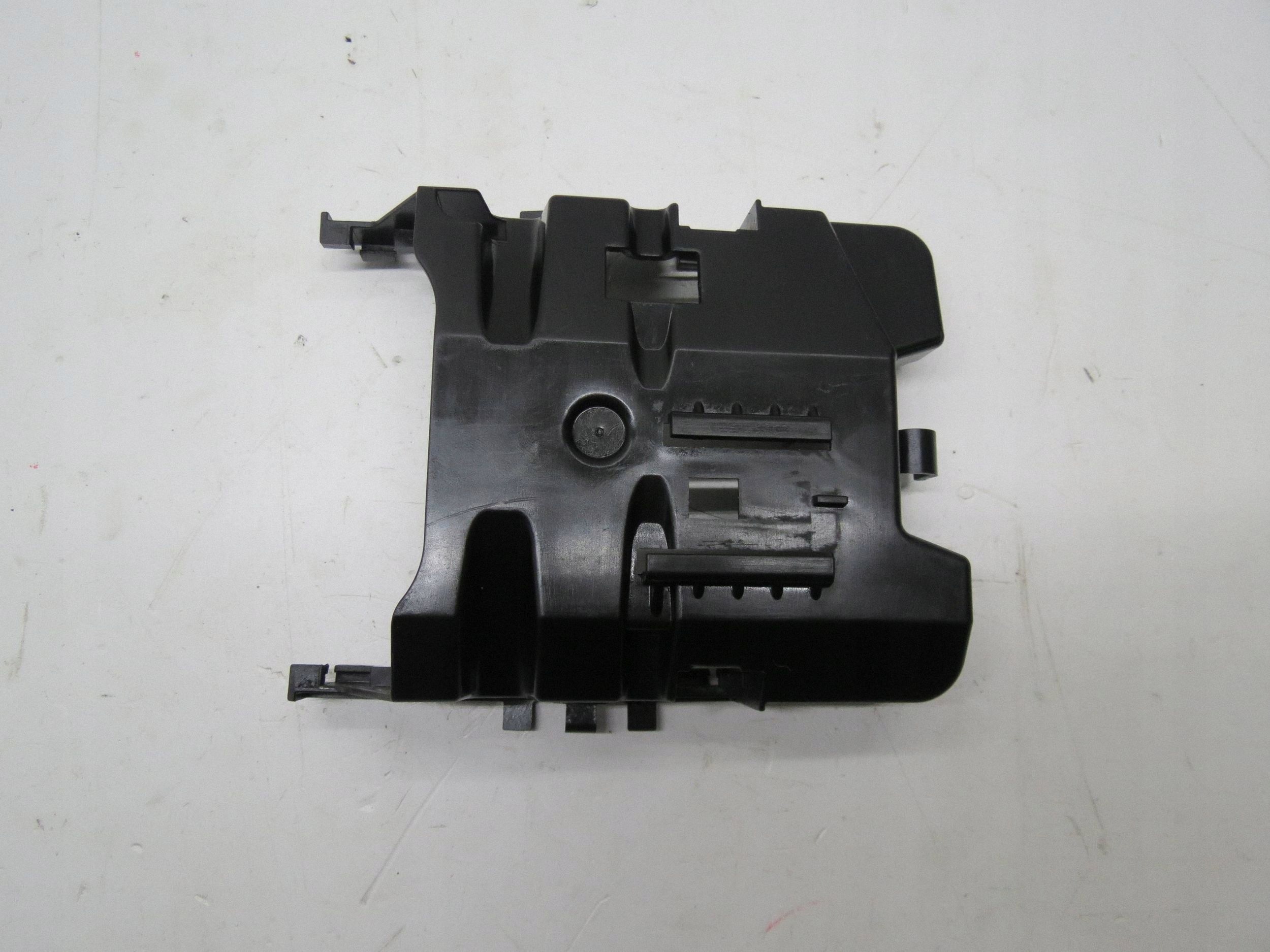 Volvo Bracket 31416655 OEM Used Part image 2