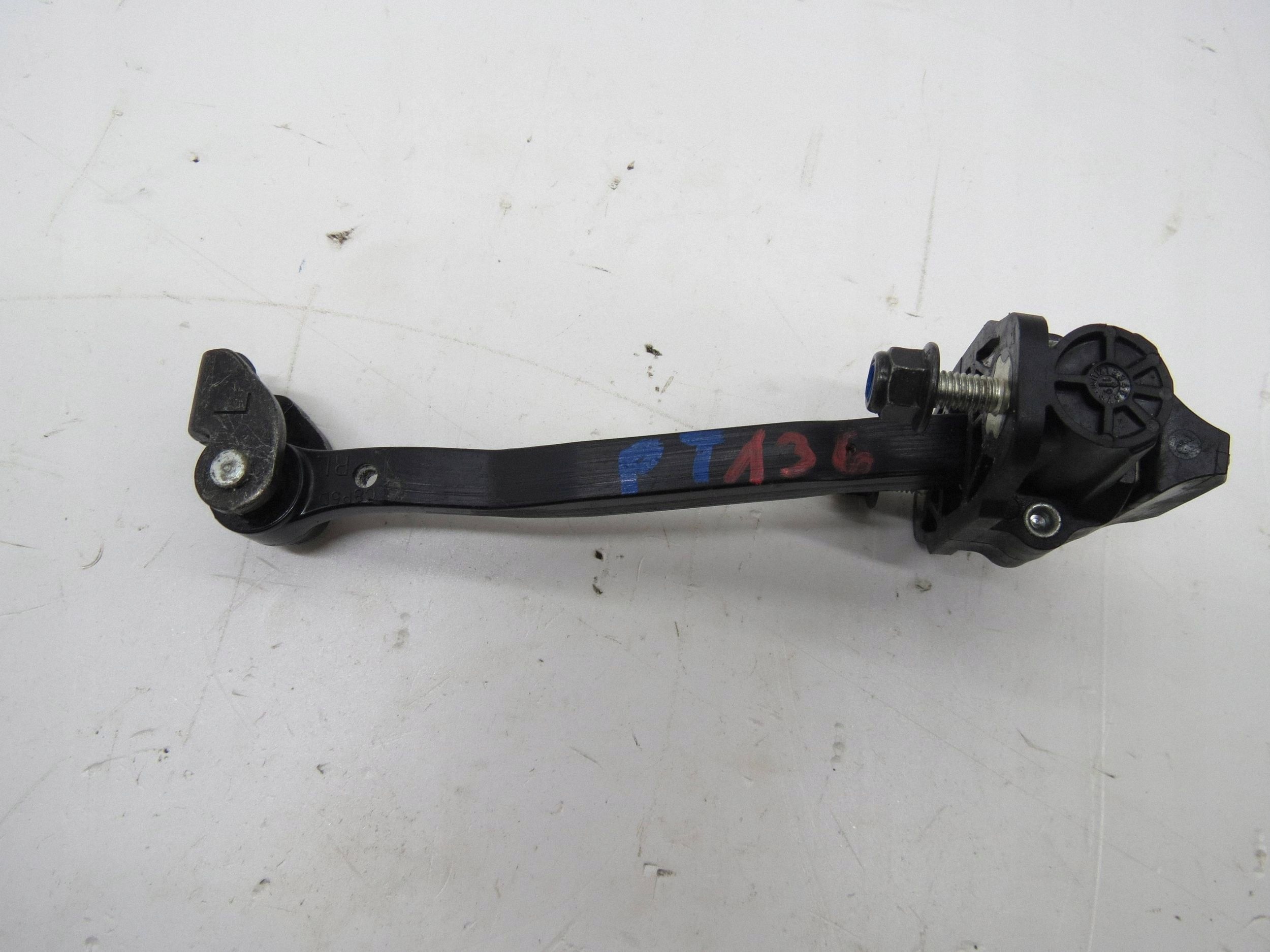 Volvo OE 31385858 Oven Stopper Used
