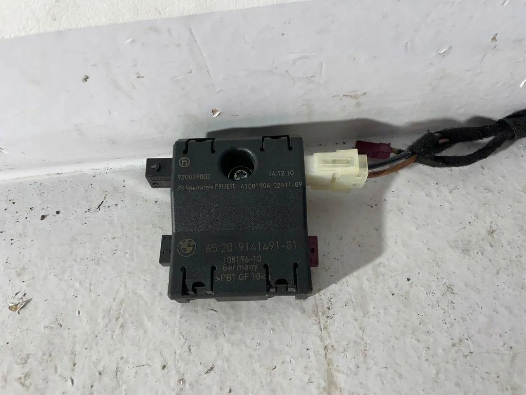 Amplificador Antena BMW X5 E70 Usado image 2
