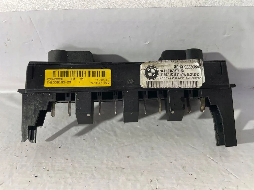 Radiateur chauffage BMW 5 Touring (F11) S222600 image 2