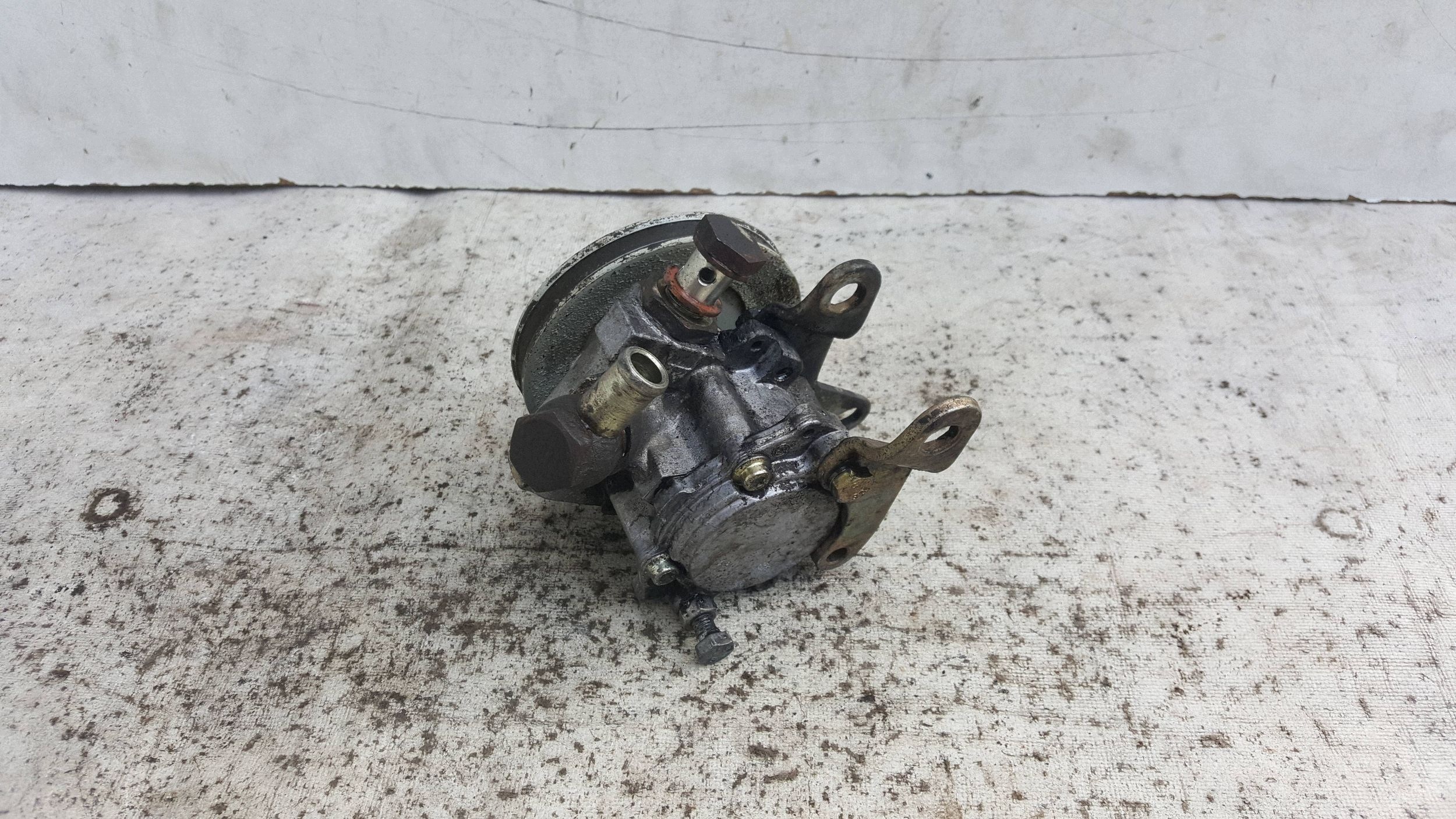 Ohjaustehostimen pumppu DAEWOO LUBLIN 2.4 97- image 3