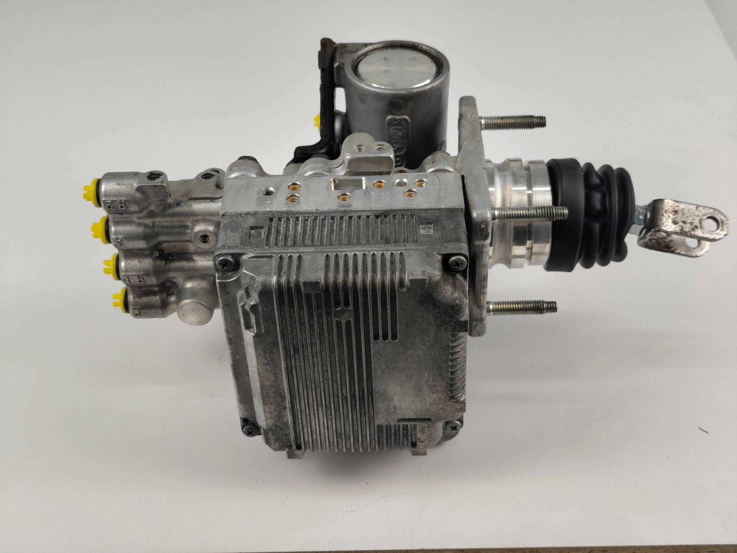 ABS pomp unit Toyota Auris E180 4721012160 image 4