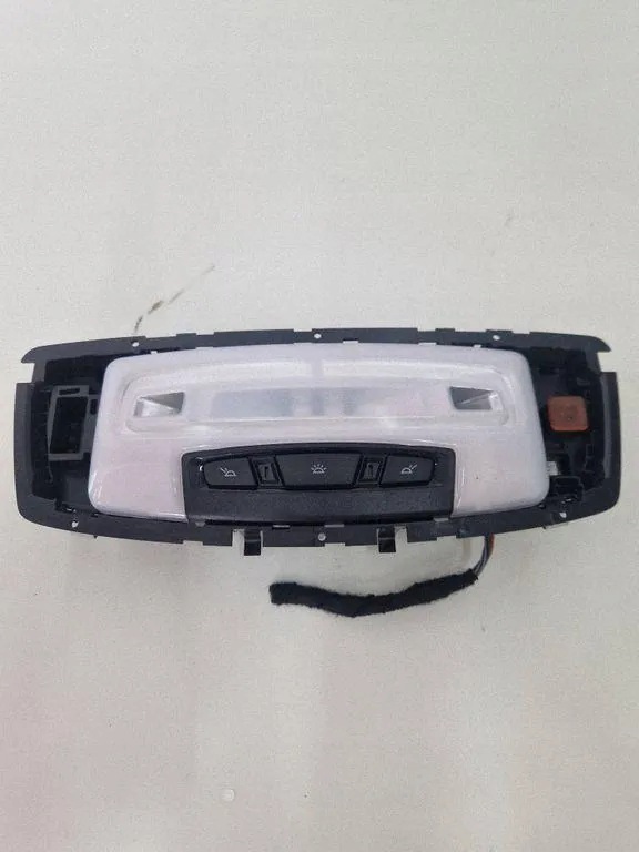 BMW 4 Coupe Interior Light 930579403 Used image 2