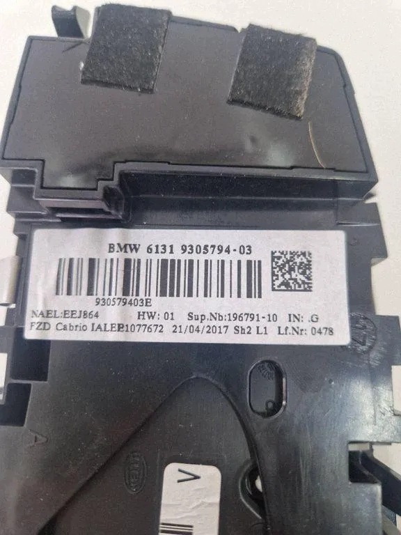 BMW 4 Coupe Interior Light 930579403 Used image 3