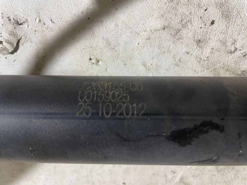 Actuador de tapa maletero BMW 3 F30 F80 25102012 image 4