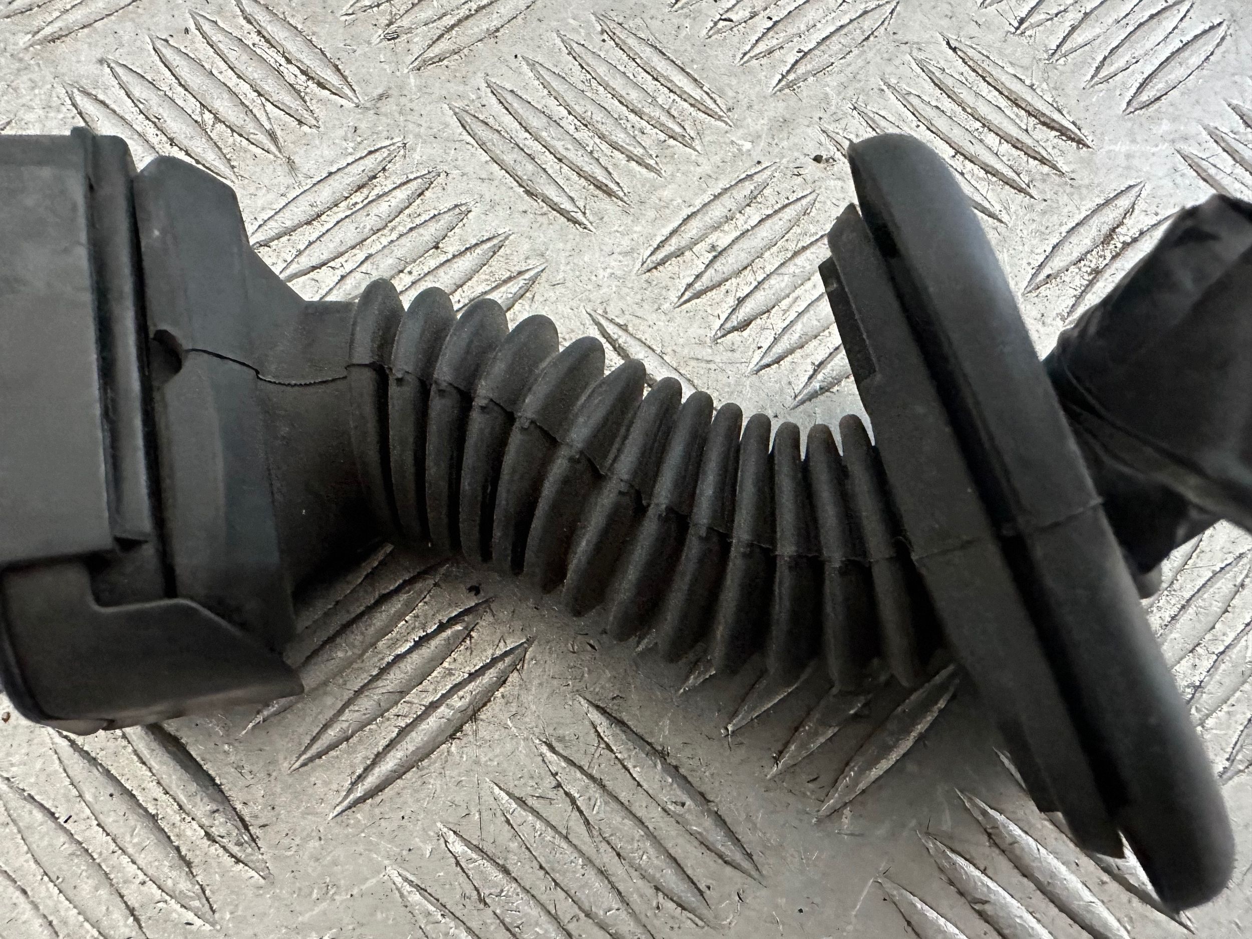 Genomföring framdörr vänster Renault Clio III image 4
