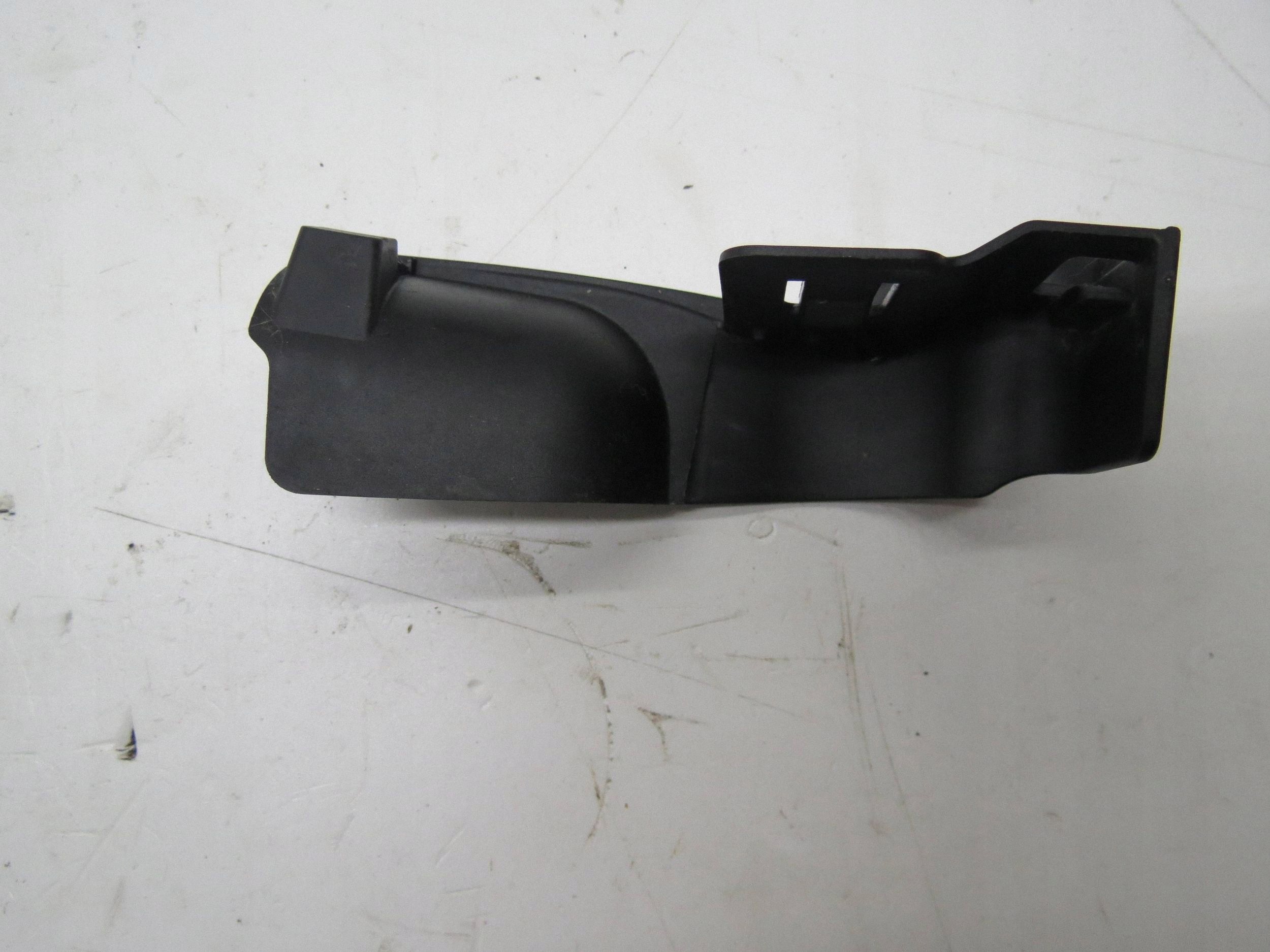 Volvo V90 S90 16-> Vänster motorhuv gångjärnsskydd OEM 31442035