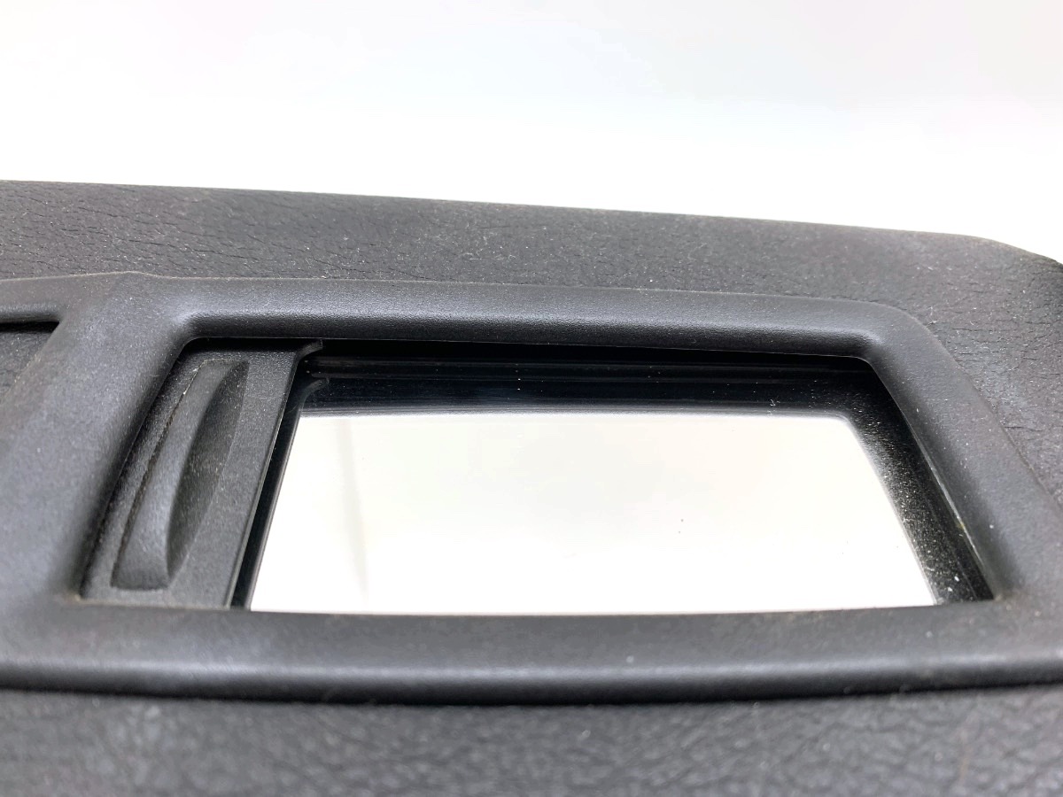 Auringon suojus oikea BMW F30 11-18 OEM LORK-1106-12473
