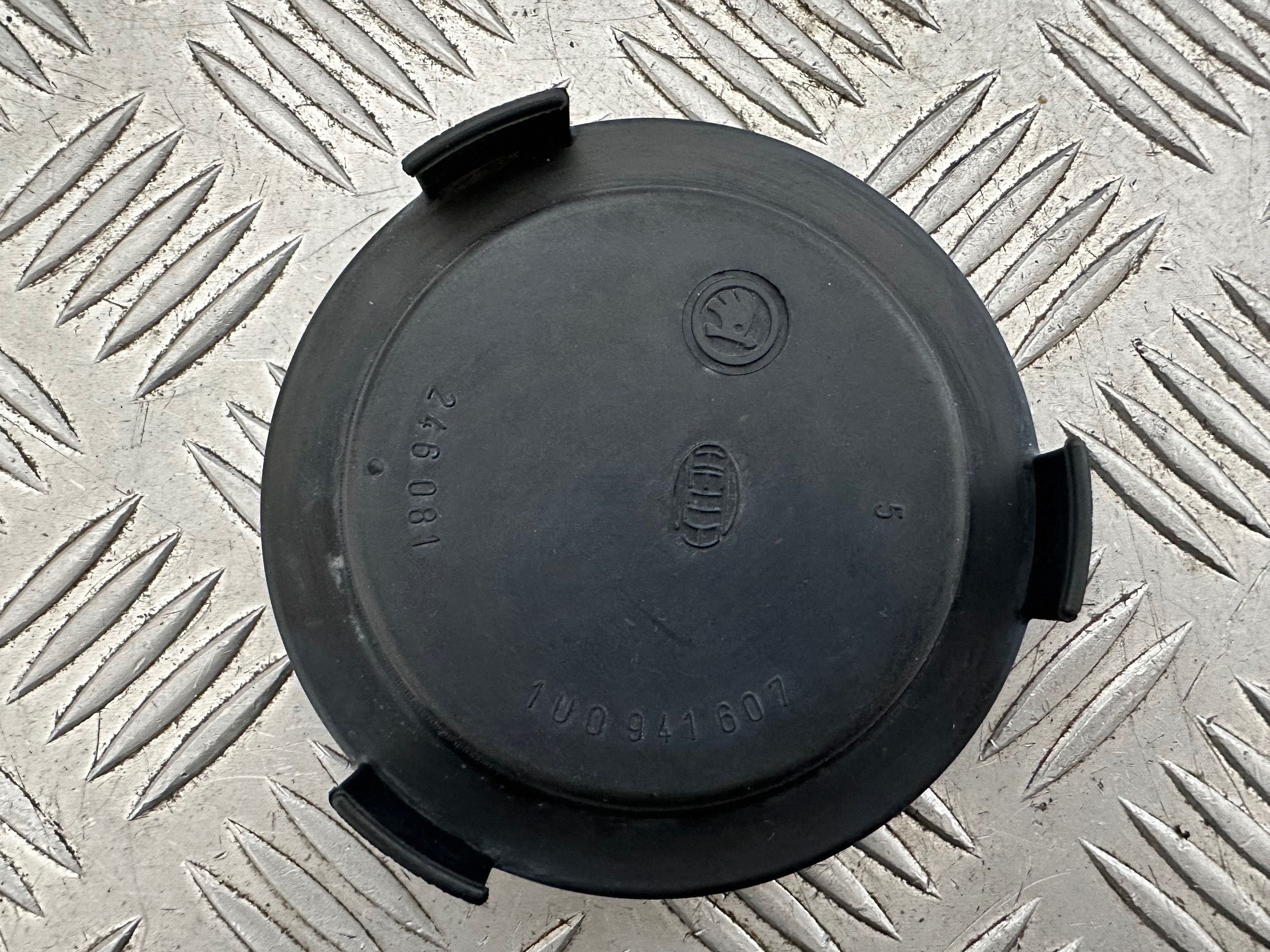 Cache de phare Skoda Octavia Mk1 (1U) 1U0941607 image 2