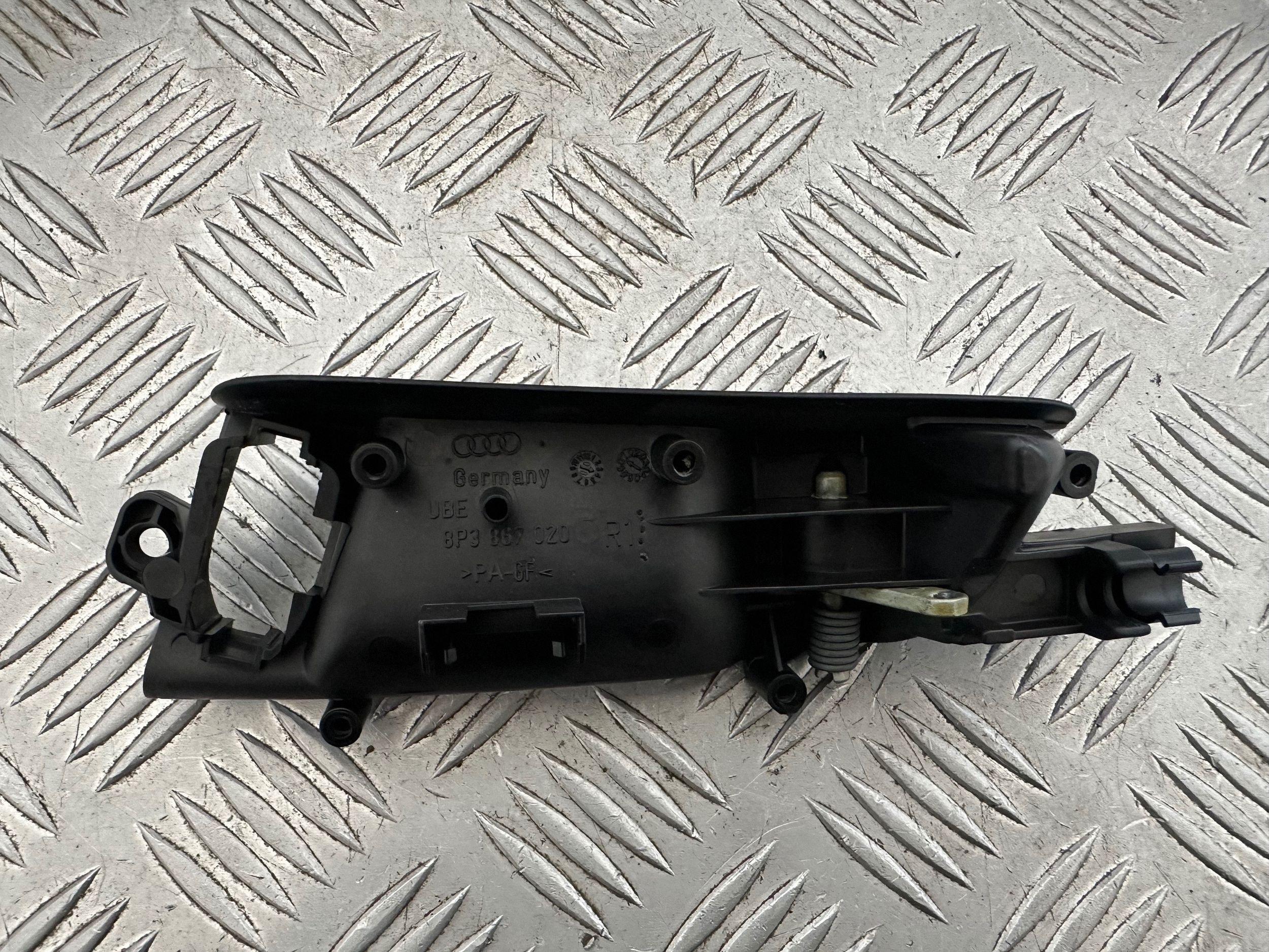 Poignée de porte Audi OE 8P3867020 image 9