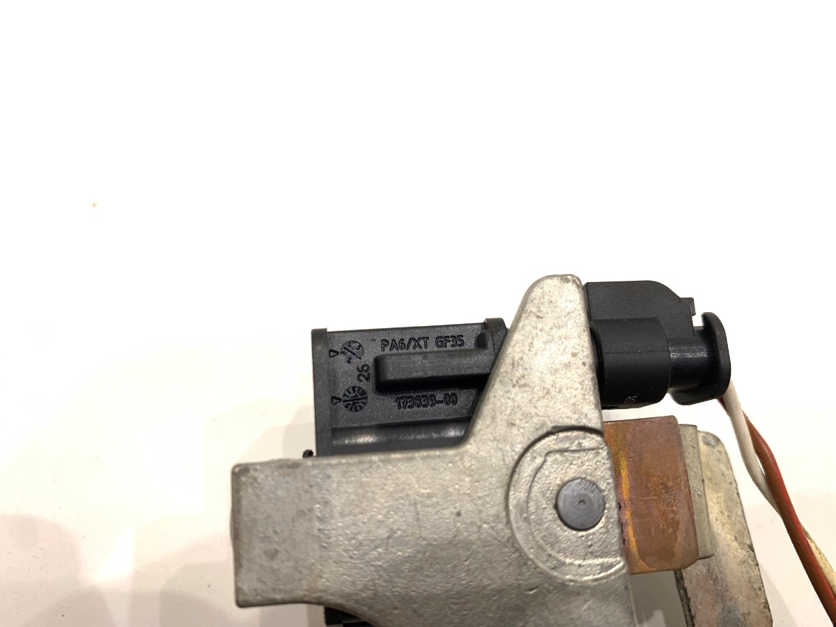 Cosse négative Ford Kuga II 1.6 150ch OEM image 3