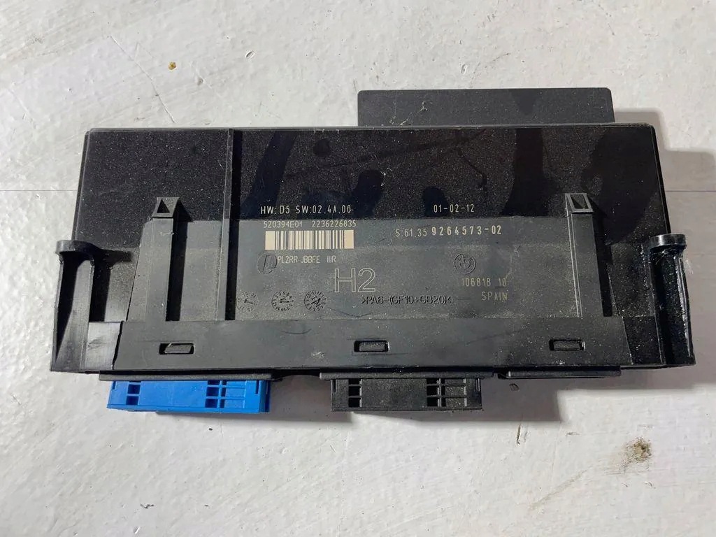 Módulo de confort BMW 3 E90 520394E01 usado image 2
