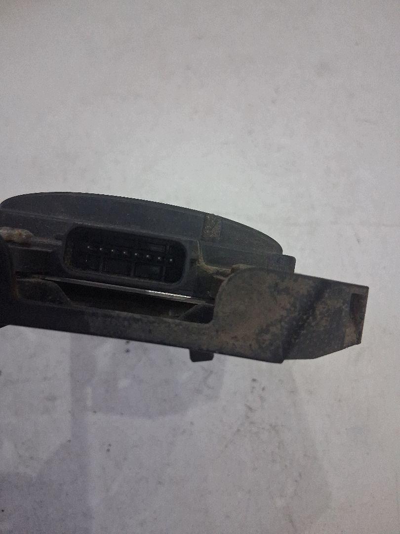 Sensor Velocidade Traseiro Direito Nissan Micra K14 image 3