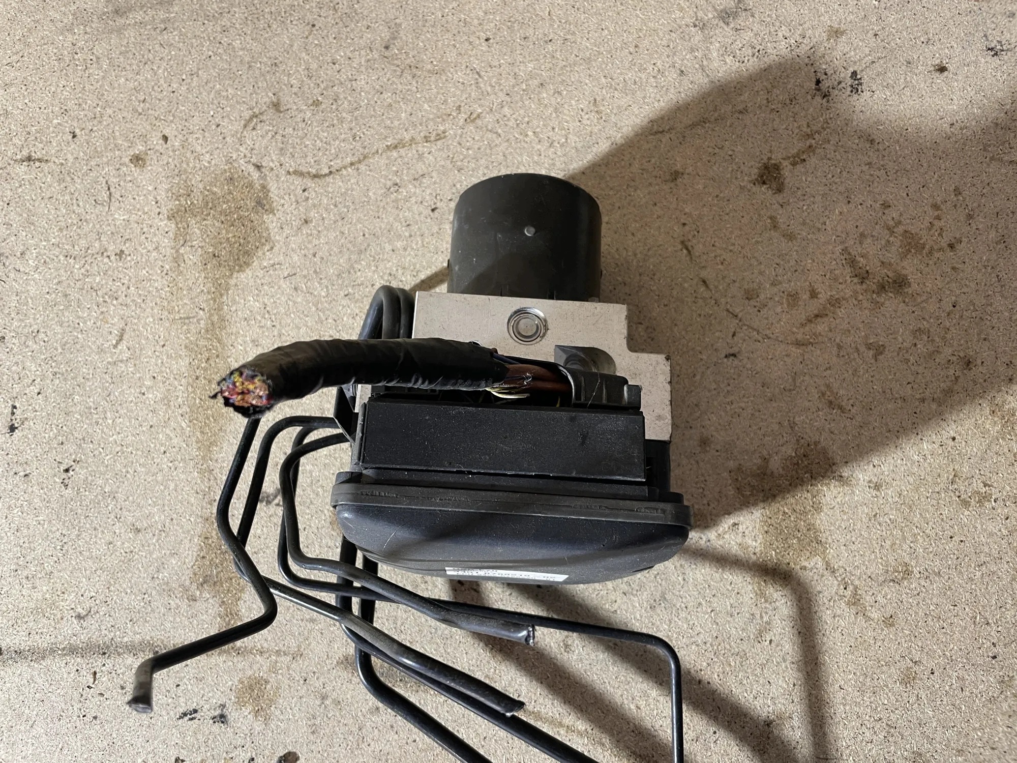 ABS-pumppu BMW X5 E70 34516788219 image 4