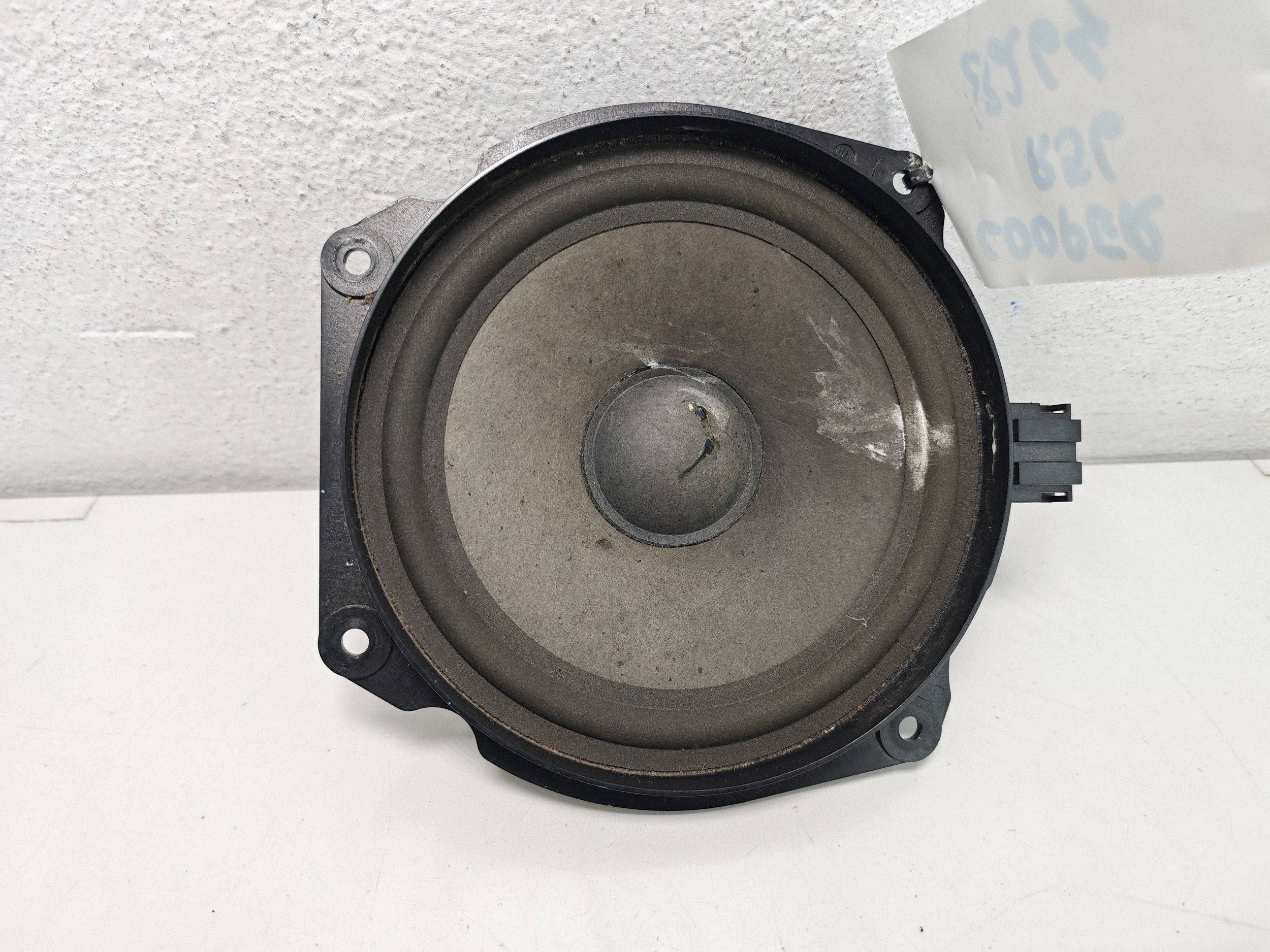 Mini Cooper R56 etuoven kaiutin oikea image 3